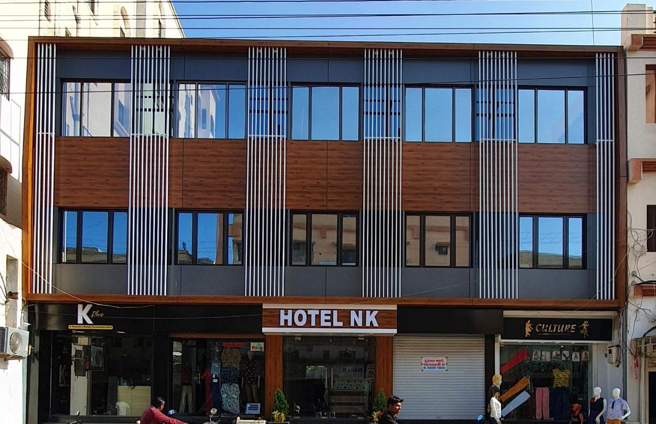 Hotel N K Бгудж Екстер'єр фото
